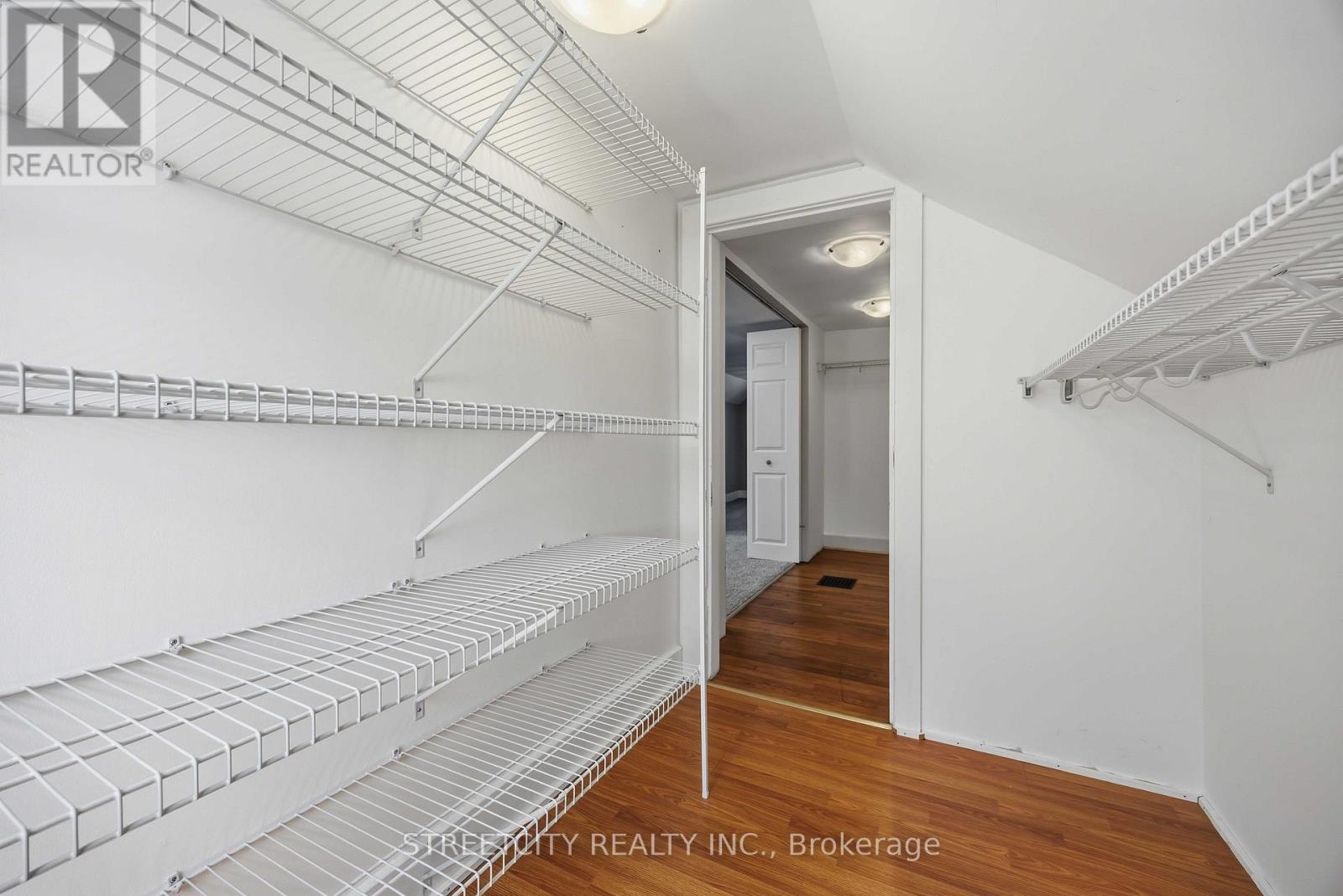 530 Plympton Street, Plympton-Wyoming, Ontario  N0N 1T0 - Photo 28 - X13030788