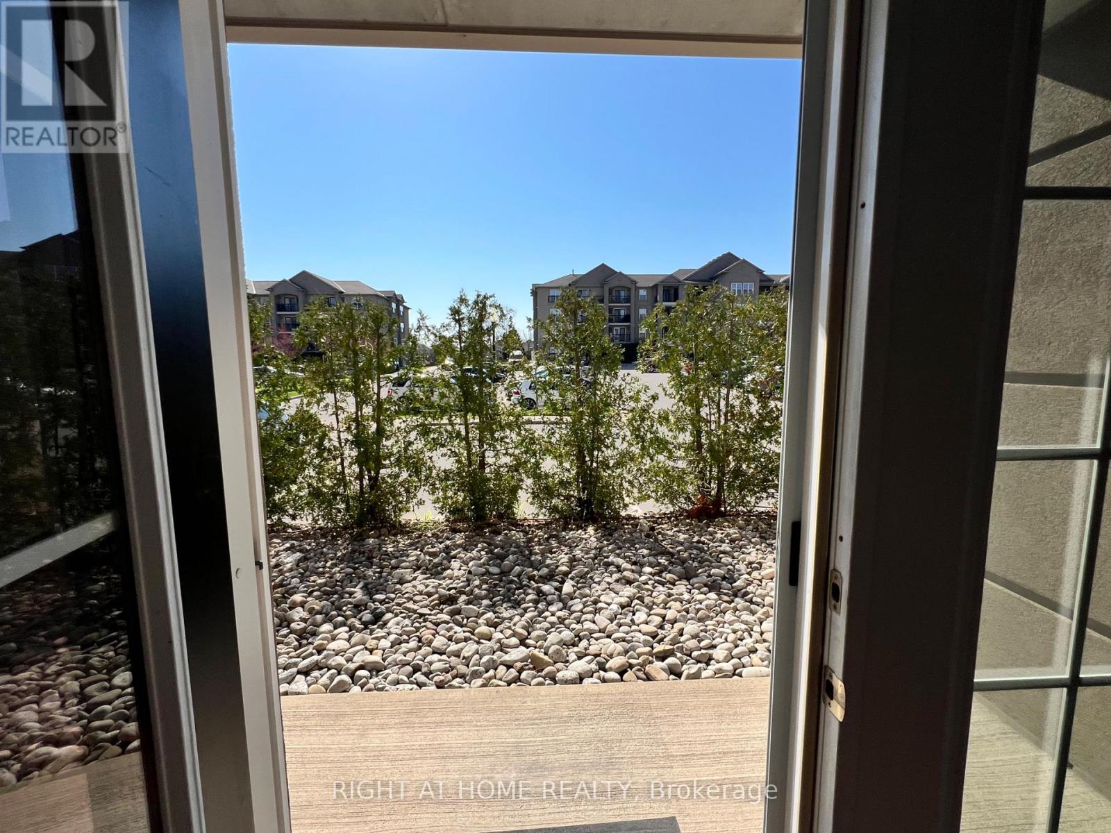 110 - 1360 Main Street, Milton, Ontario  L9T 7S5 - Photo 7 - W12987722