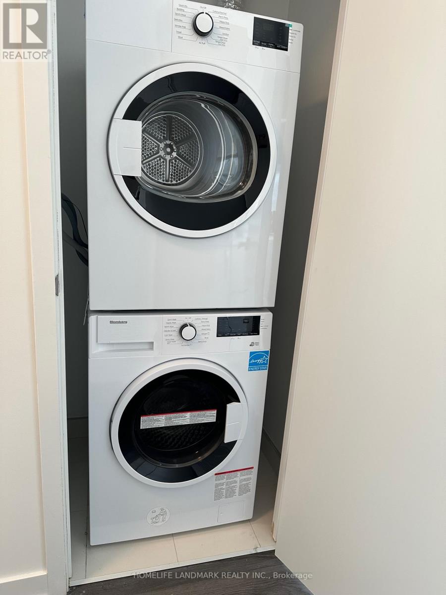 5410 - 3900 Confederation Parkway, Mississauga, Ontario  L5B 0M3 - Photo 10 - W13014792