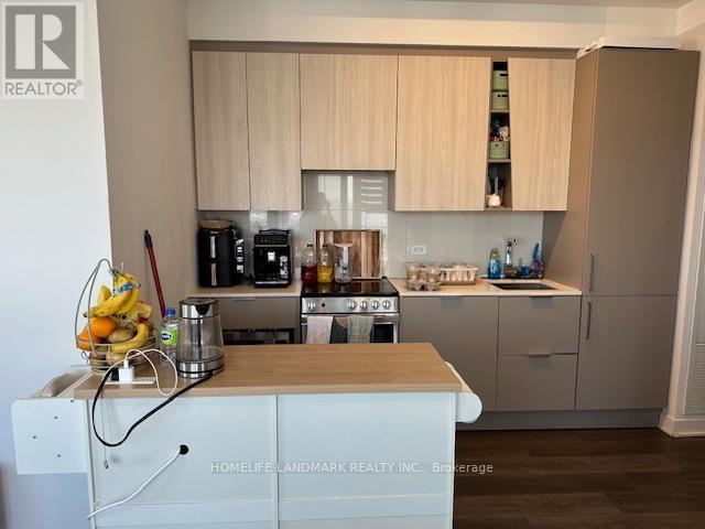 5410 - 3900 Confederation Parkway, Mississauga, Ontario  L5B 0M3 - Photo 5 - W13014792