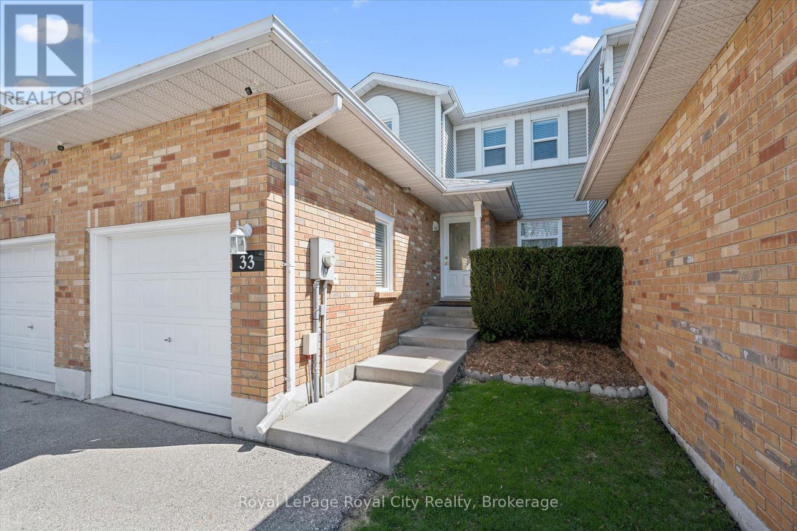33 Fairgreen Close, Cambridge, Ontario  N1T 1T6 - Photo 2 - X13030706