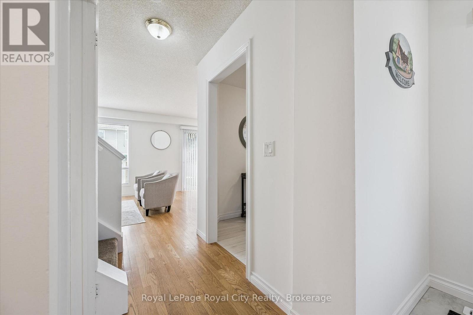 33 Fairgreen Close, Cambridge, Ontario  N1T 1T6 - Photo 6 - X13030706