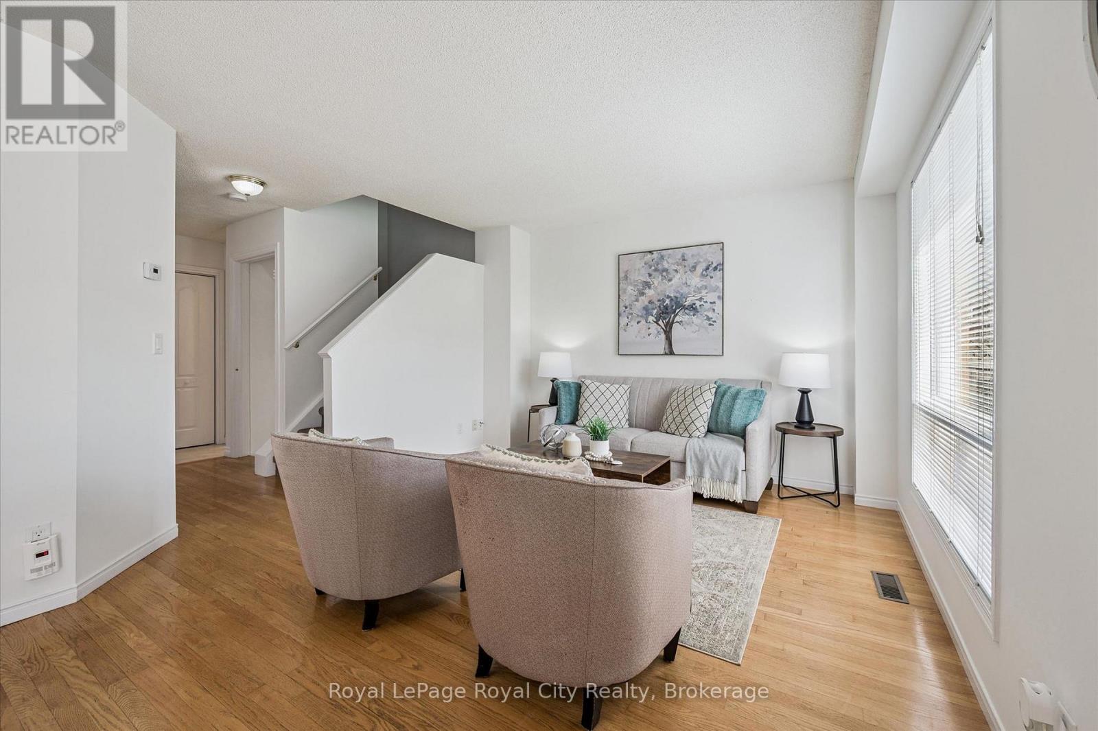 33 Fairgreen Close, Cambridge, Ontario  N1T 1T6 - Photo 7 - X13030706