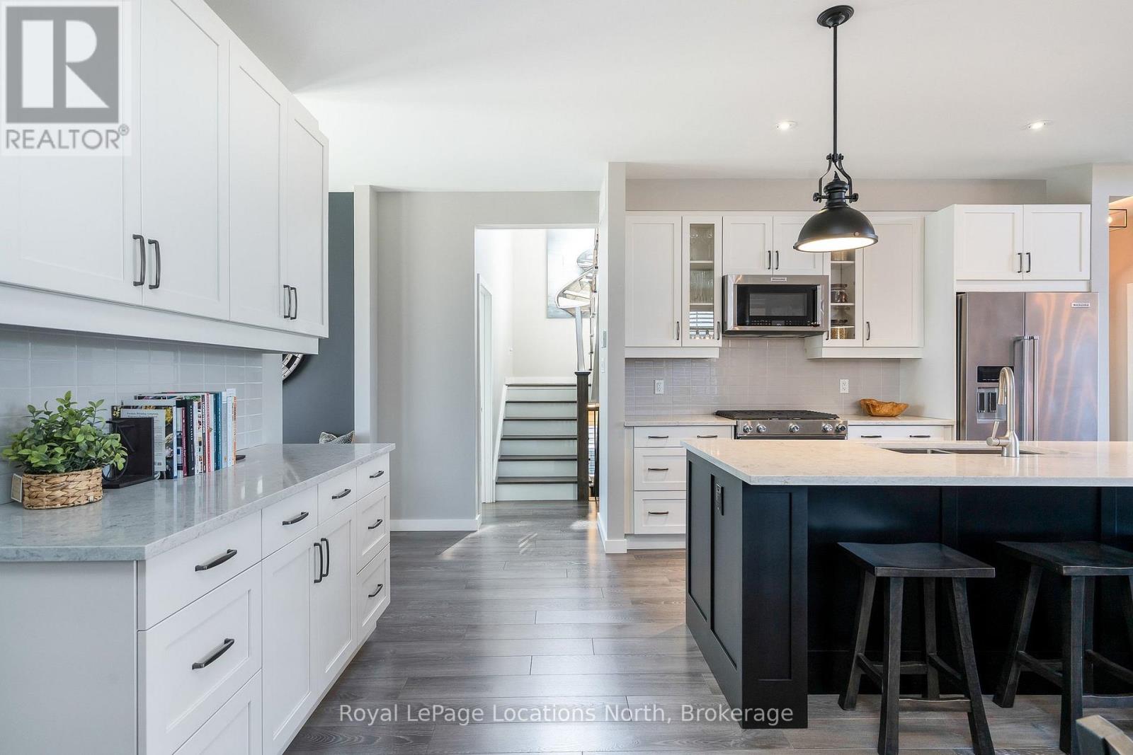 348 Yellow Birch Crescent, Blue Mountains, Ontario  L9Y 0Y5 - Photo 6 - X13030718