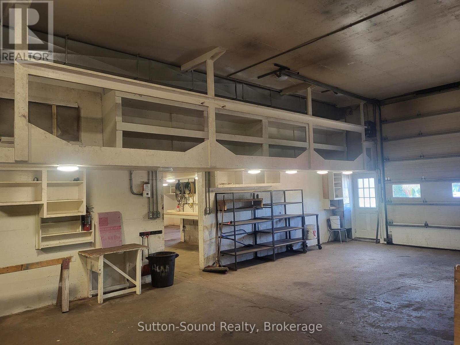 402432 Grey Road 4, West Grey, Ontario  N0H 1R0 - Photo 16 - X13030812