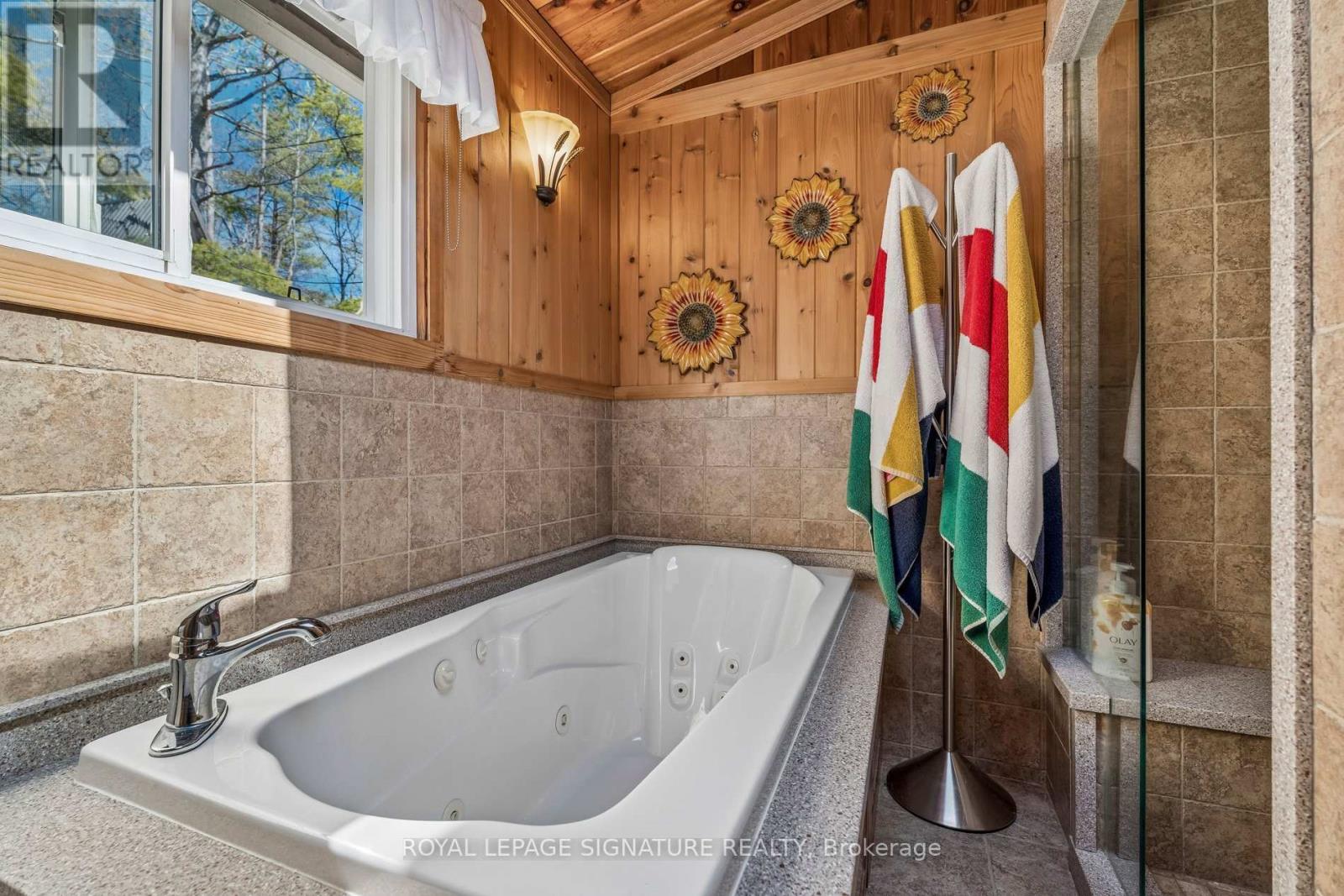 18 Loon Lake Road N, Gravenhurst, Ontario  P1P 1R2 - Photo 26 - X13030260