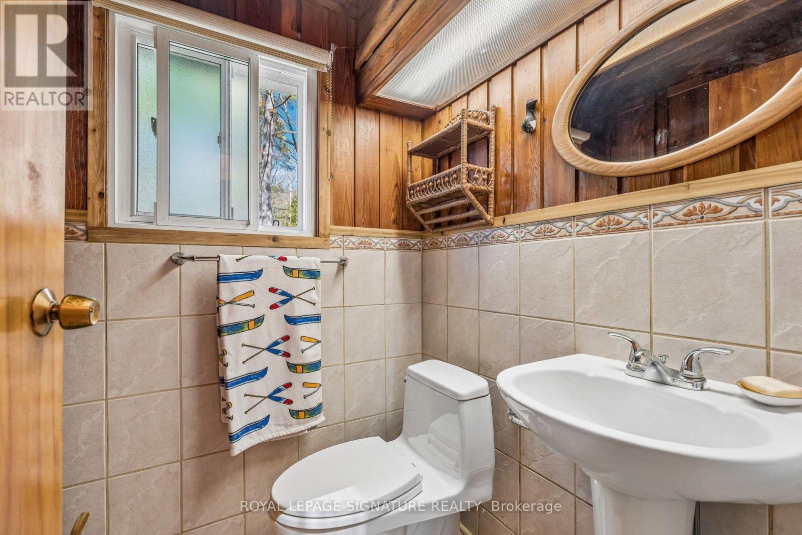 18 Loon Lake Road N, Gravenhurst, Ontario  P1P 1R2 - Photo 24 - X13030260