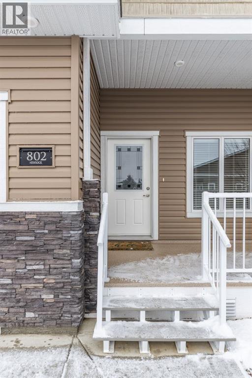 802, 350 Somerside Road Se, Medicine Hat, Alberta  T1B 0R9 - Photo 3 - A2298254
