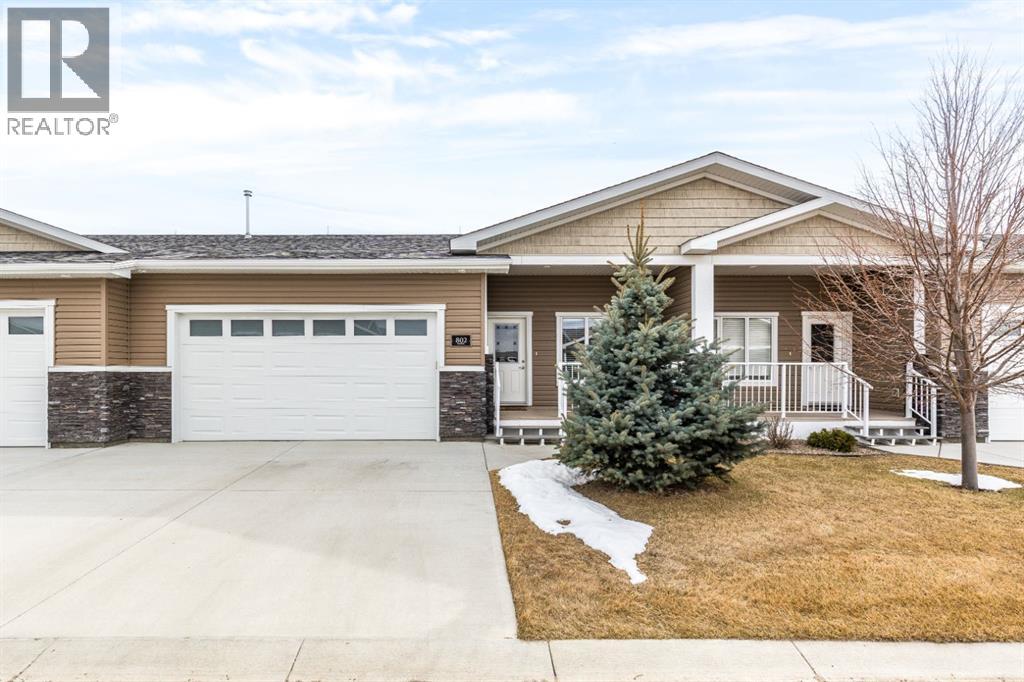 802, 350 Somerside Road Se, Medicine Hat, Alberta  T1B 0R9 - Photo 1 - A2298254