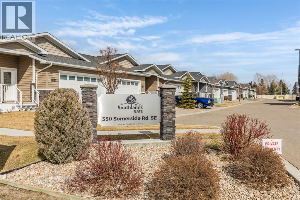 802, 350 Somerside Road Se, Medicine Hat, Alberta  T1B 0R9 - Photo 2 - A2298254