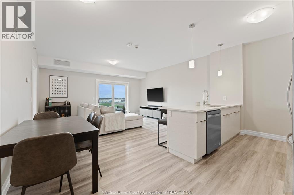 728 Brownstone Unit# 610, Lakeshore, Ontario  N9K 0C4 - Photo 3 - 26008901