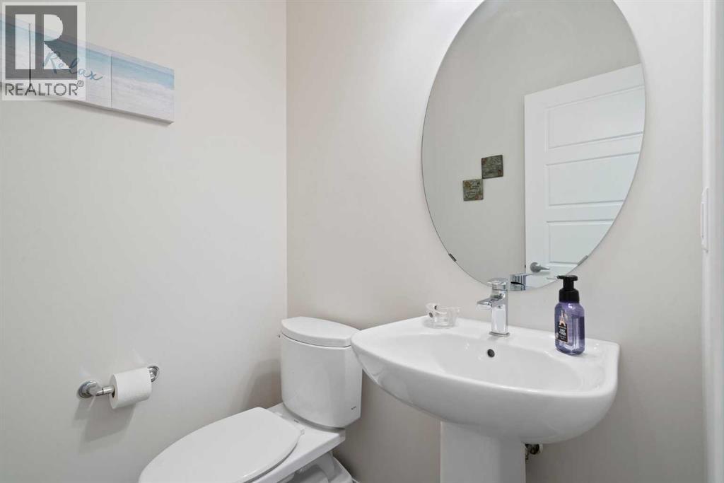 139 Creekstone Way SW, Calgary, Alberta  T2X 4P9 - Photo 19 - A2267653