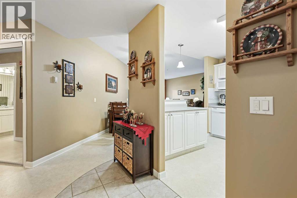 104, 43 Westlake Circle, Strathmore, Alberta  T1P 1T6 - Photo 4 - A2274904