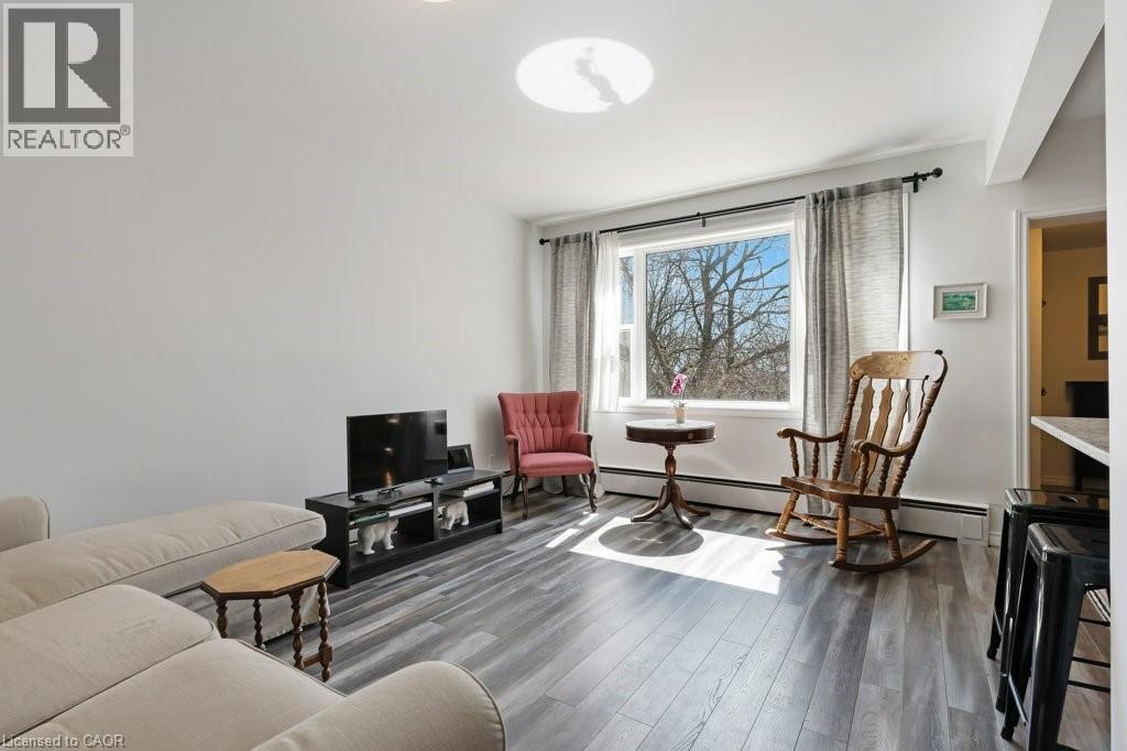 97 St George Street, Kitchener, Ontario  N2G 2T2 - Photo 4 - 40803568