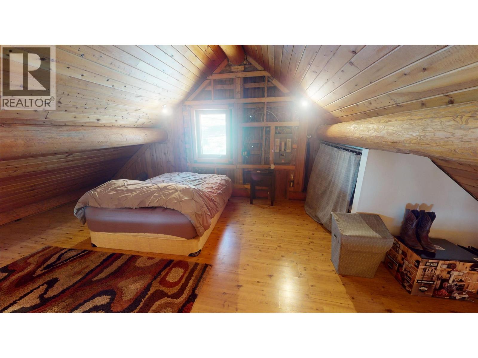 2131 Highway 3 Highway, Fernie, British Columbia  V0B 1M5 - Photo 19 - 10372475