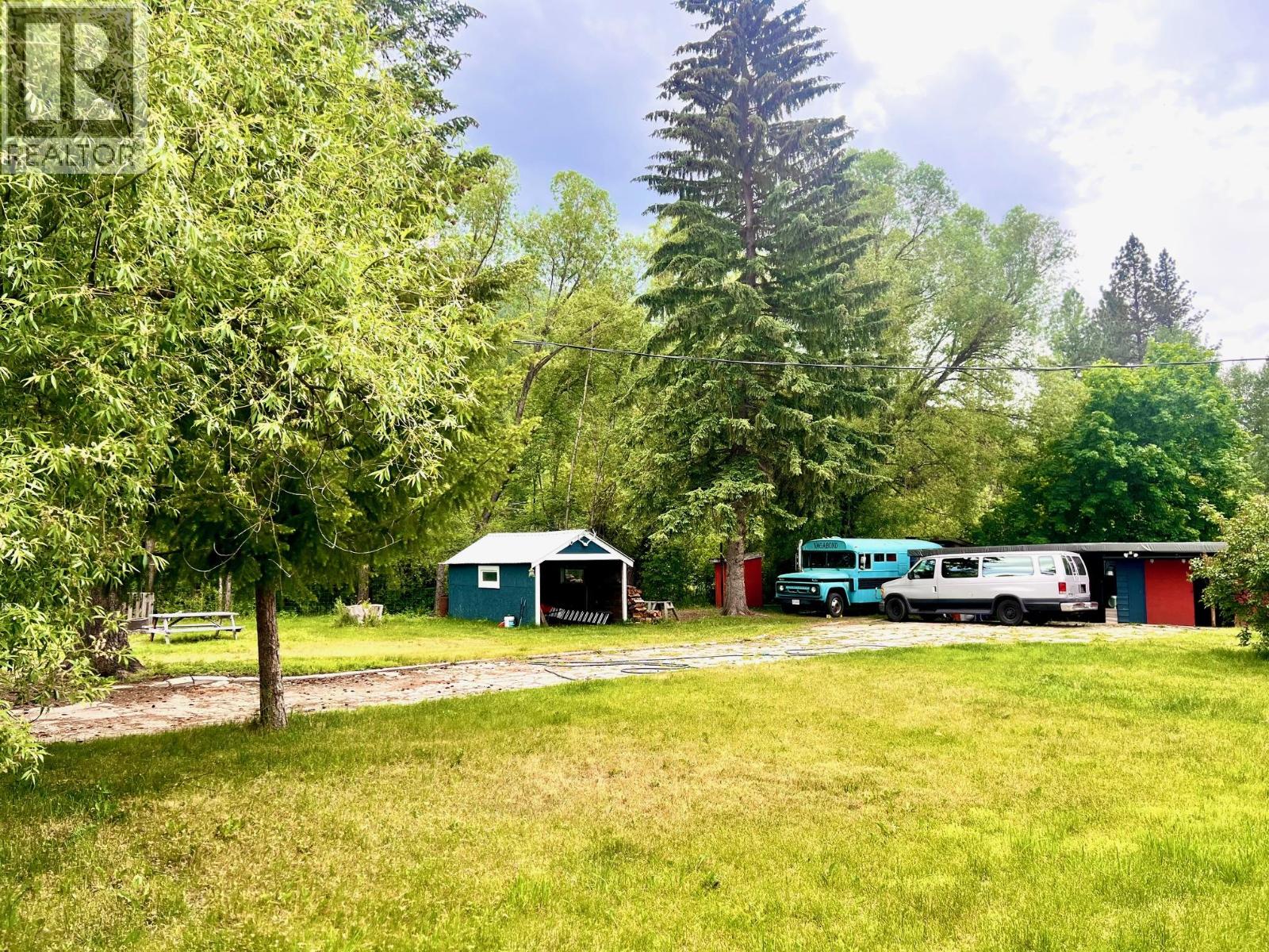 20 Wallace Mountain Road, Beaverdell, British Columbia  V0H 1A0 - Photo 14 - 10378526