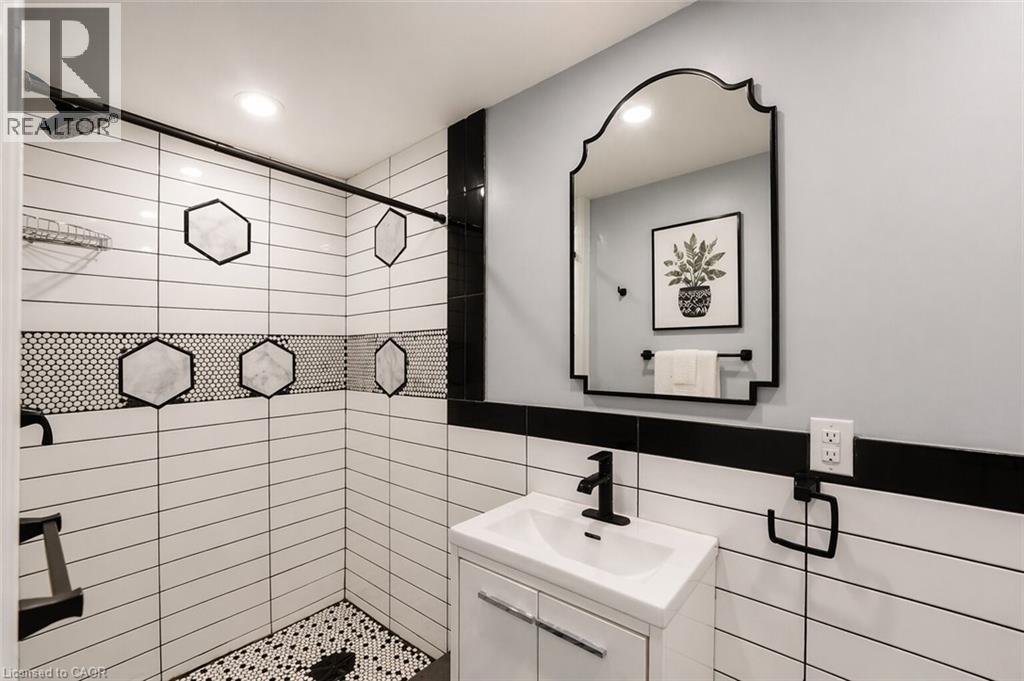 86 Carlyle Drive, Kitchener, Ontario  N2P 1P5 - Photo 24 - 40807141