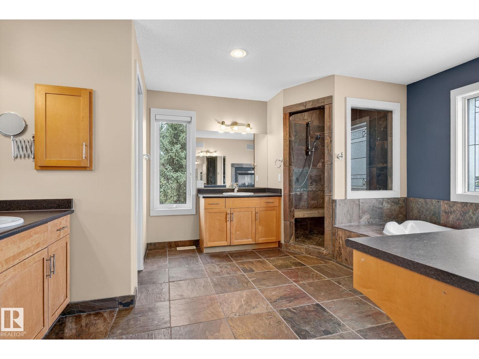 15860 41 Av Sw, Edmonton, Alberta  T6W 1A6 - Photo 32 - E4483474