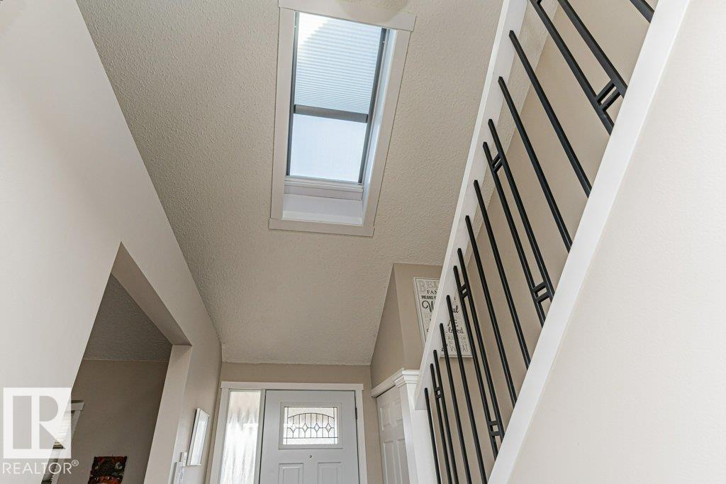 1727 65 St Nw, Edmonton, Alberta  T6L 1N1 - Photo 3 - E4483472