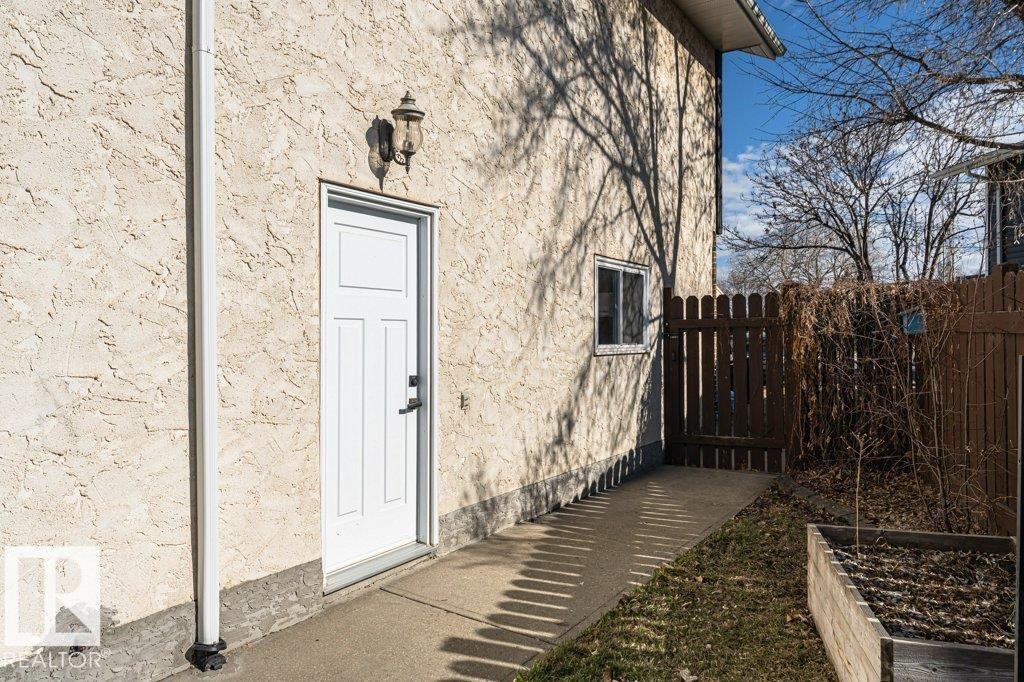 1727 65 St Nw, Edmonton, Alberta  T6L 1N1 - Photo 51 - E4483472