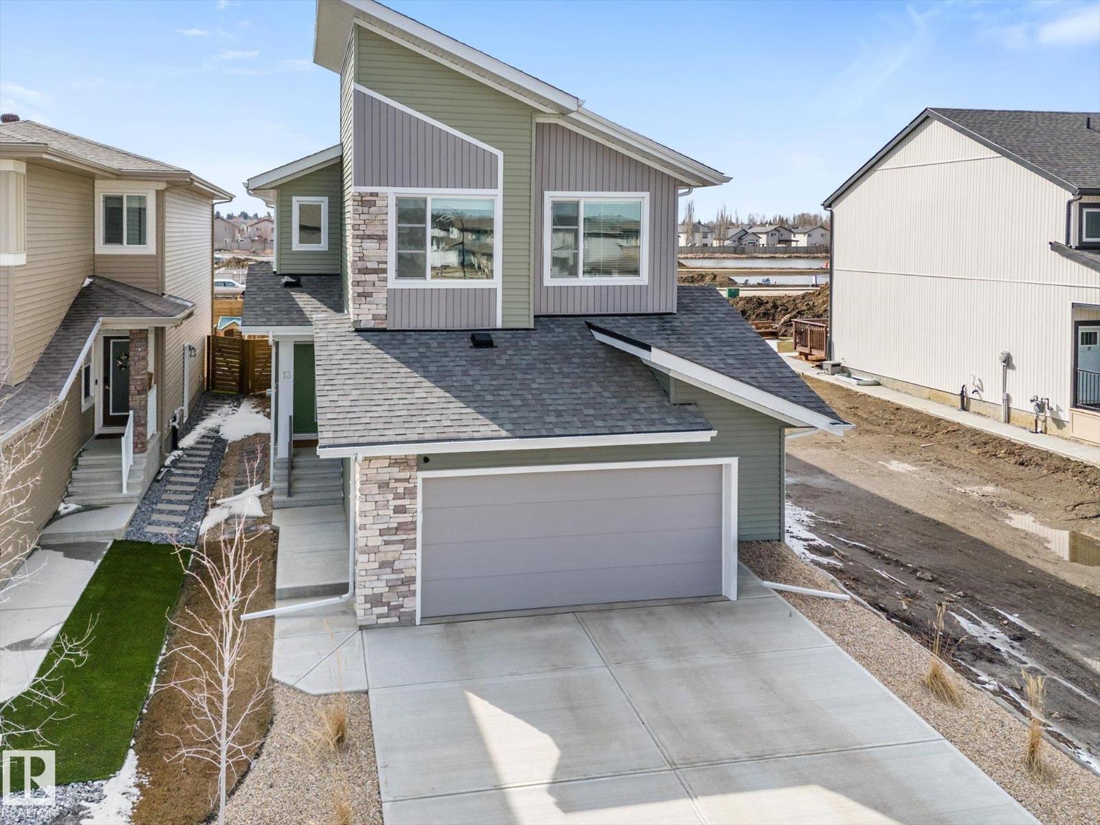 13 Empress Wy, Spruce Grove, Alberta  T7X 4B7 - Photo 2 - E4483475