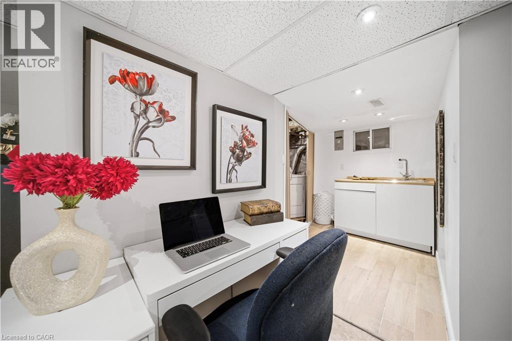 107 Queen Street S, Hamilton, Ontario  L8P 3R9 - Photo 33 - 40808863