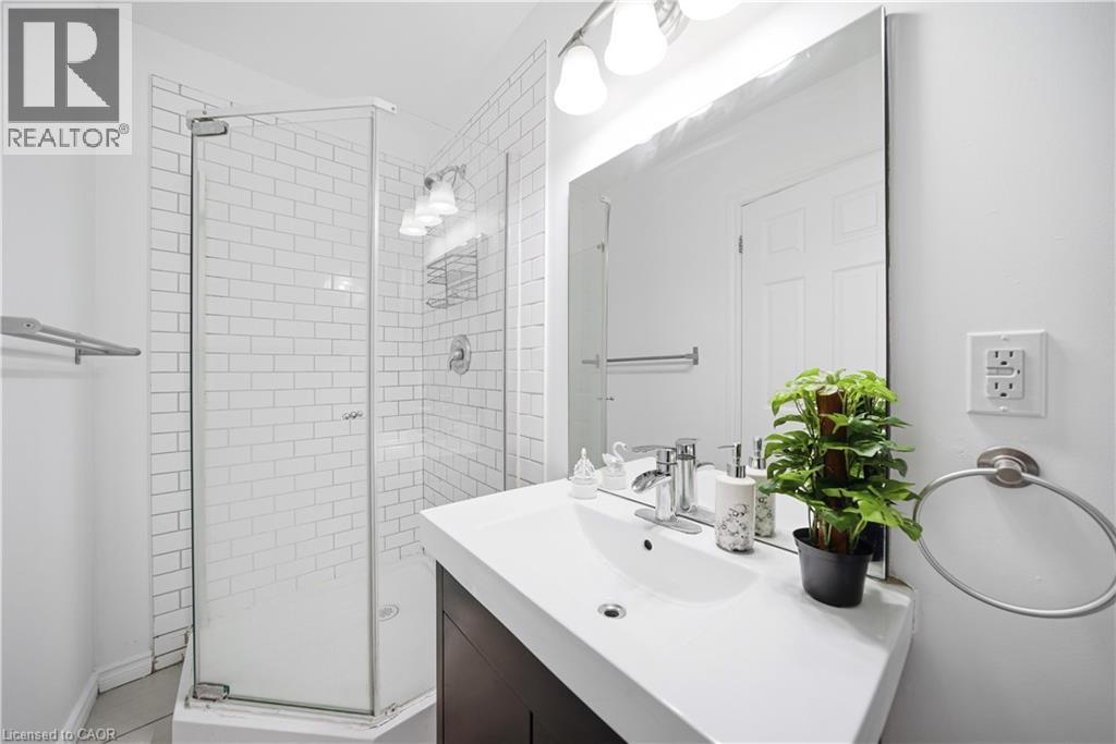 107 Queen Street S, Hamilton, Ontario  L8P 3R9 - Photo 15 - 40808863