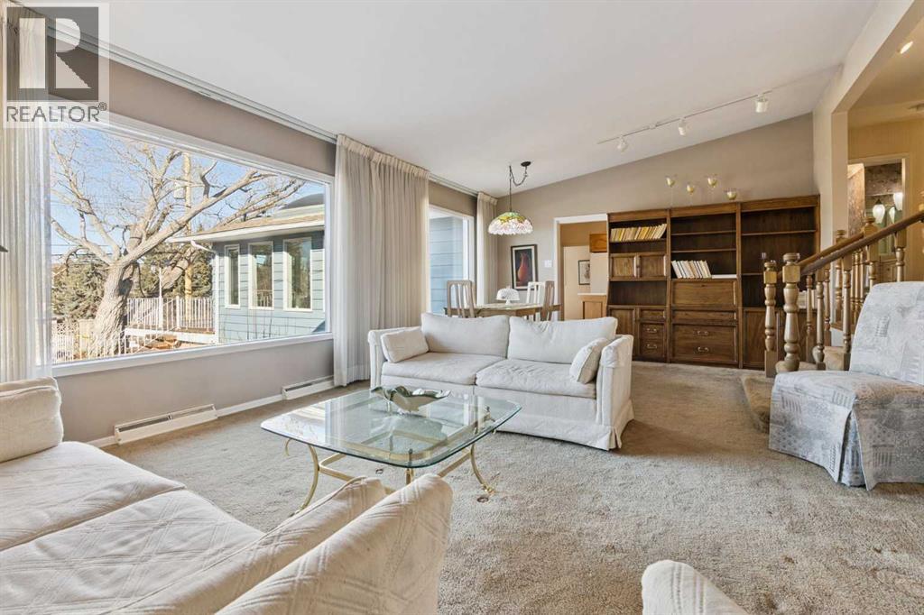 34 Rosery Drive Nw, Calgary, Alberta  T2K 1L7 - Photo 12 - A2284657