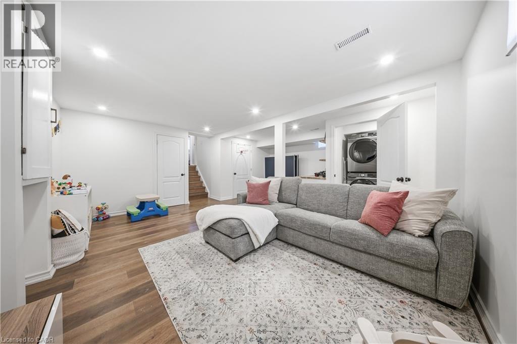 70 Athenia Drive, Stoney Creek, Ontario  L8J 1S8 - Photo 29 - 40809490