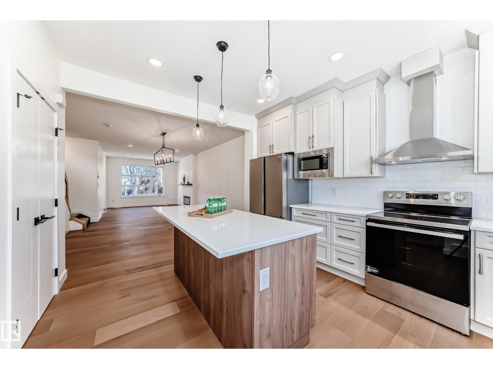 10721 70 Av Nw, Edmonton, Alberta  T6H 2G4 - Photo 5 - E4483471