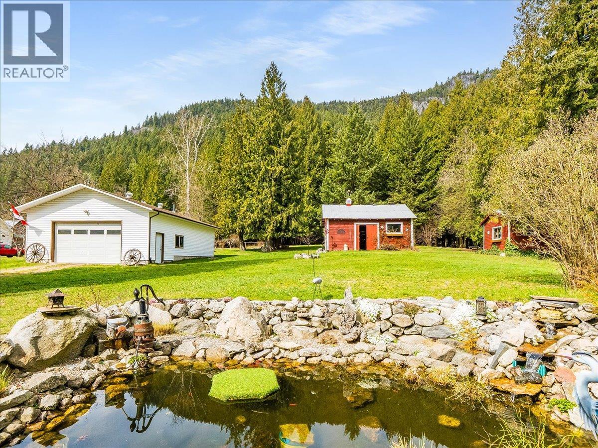 1663 Moran Road Road, Thrums, British Columbia  V1N 4N5 - Photo 37 - 10382160