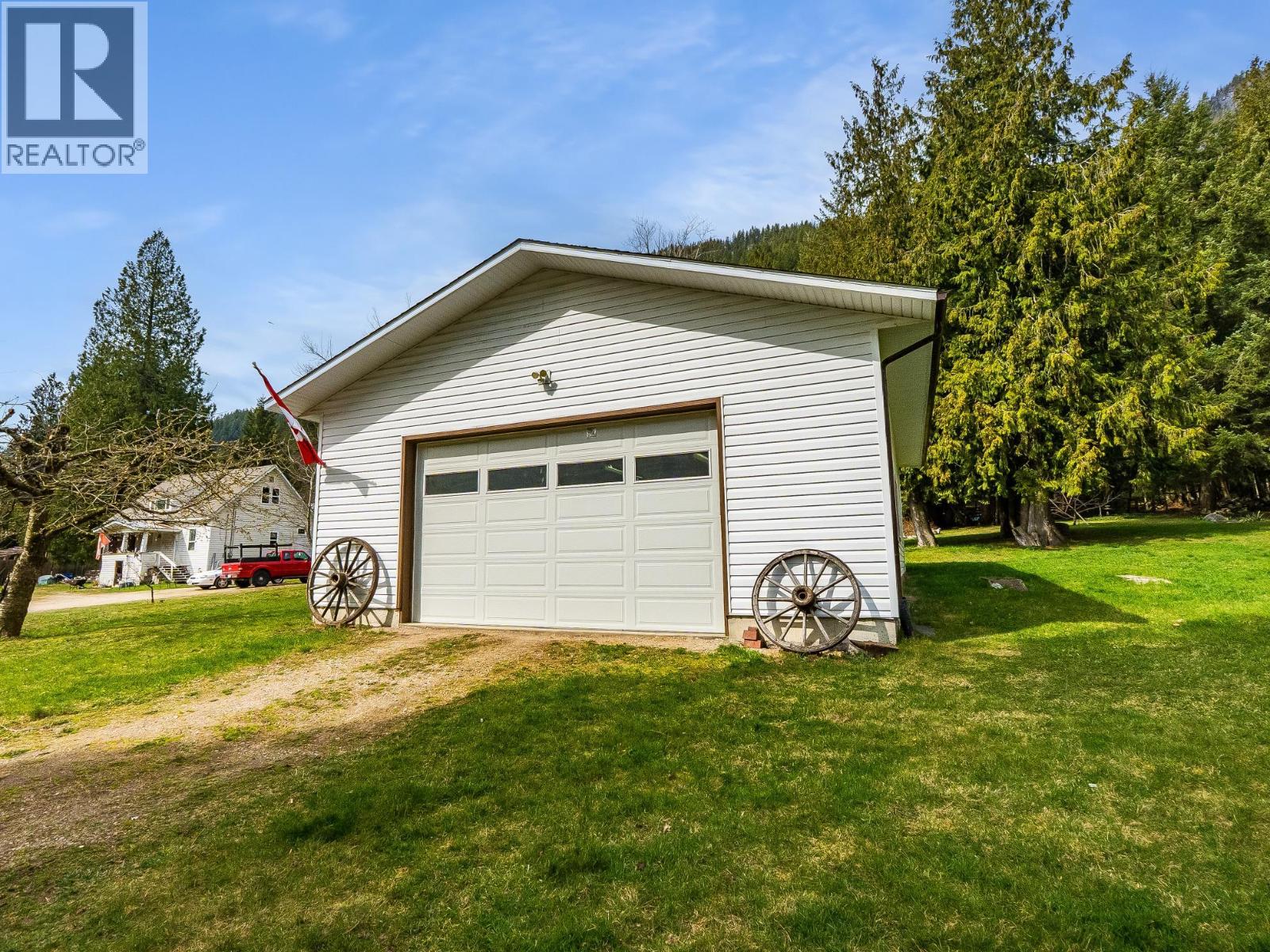 1663 Moran Road Road, Thrums, British Columbia  V1N 4N5 - Photo 72 - 10382160