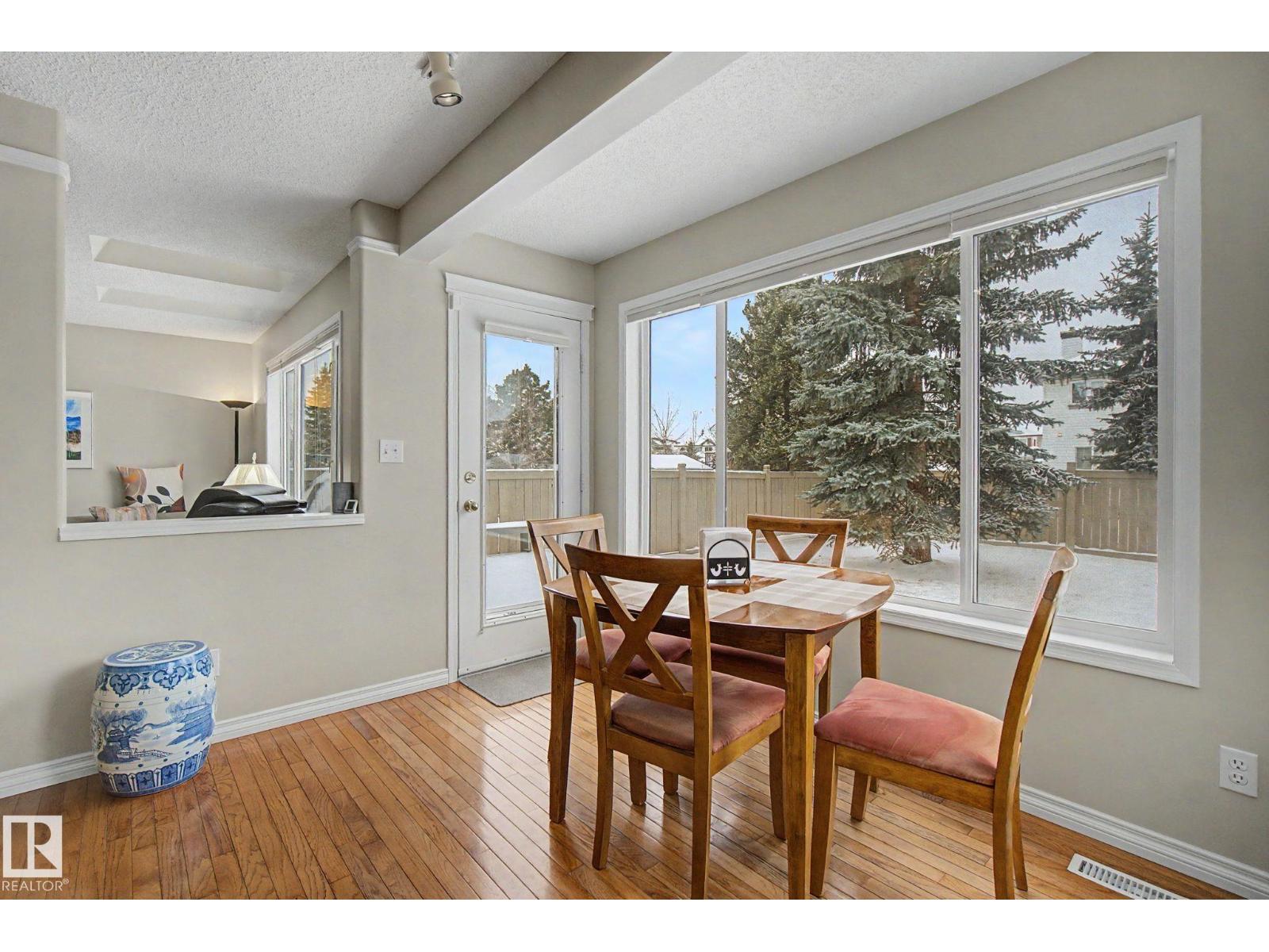 11732 10 Av Nw Nw, Edmonton, Alberta  T6J 7A6 - Photo 7 - E4483473