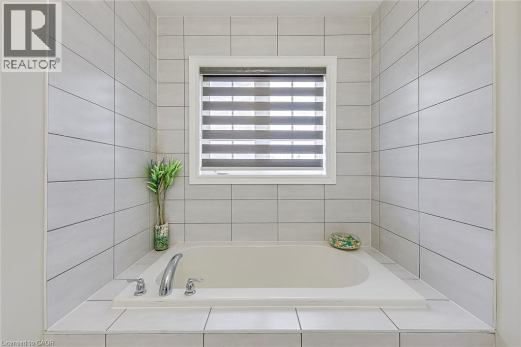 99 Mcknight Avenue, Waterdown, Ontario  L8B 0T8 - Photo 26 - 40812996