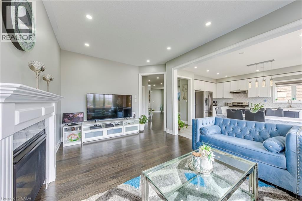 99 Mcknight Avenue, Waterdown, Ontario  L8B 0T8 - Photo 8 - 40812996