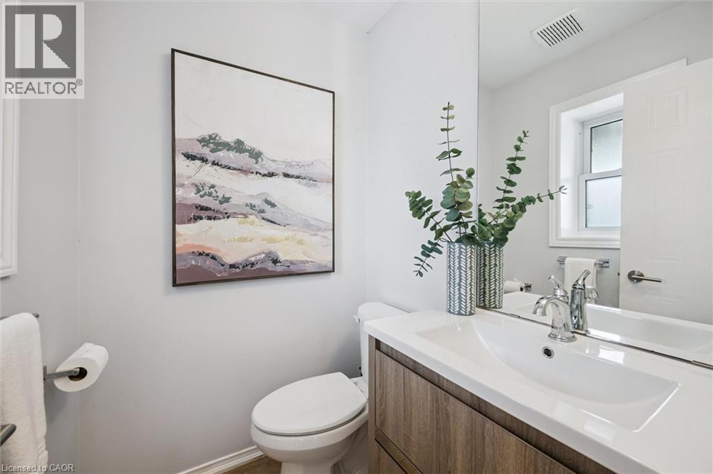 458 Citadel Court, Waterloo, Ontario  N2K 3Y5 - Photo 10 - 40814275