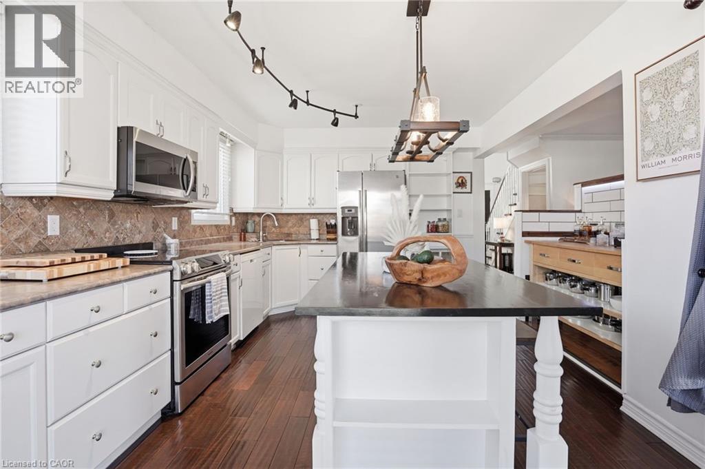 2 Hickory Court, Welland, Ontario  L3C 6S9 - Photo 10 - 40815054