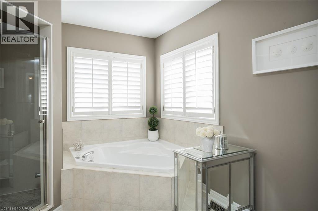 2454 Longridge Crescent, Oakville, Ontario  L6H 6N8 - Photo 32 - 40815412