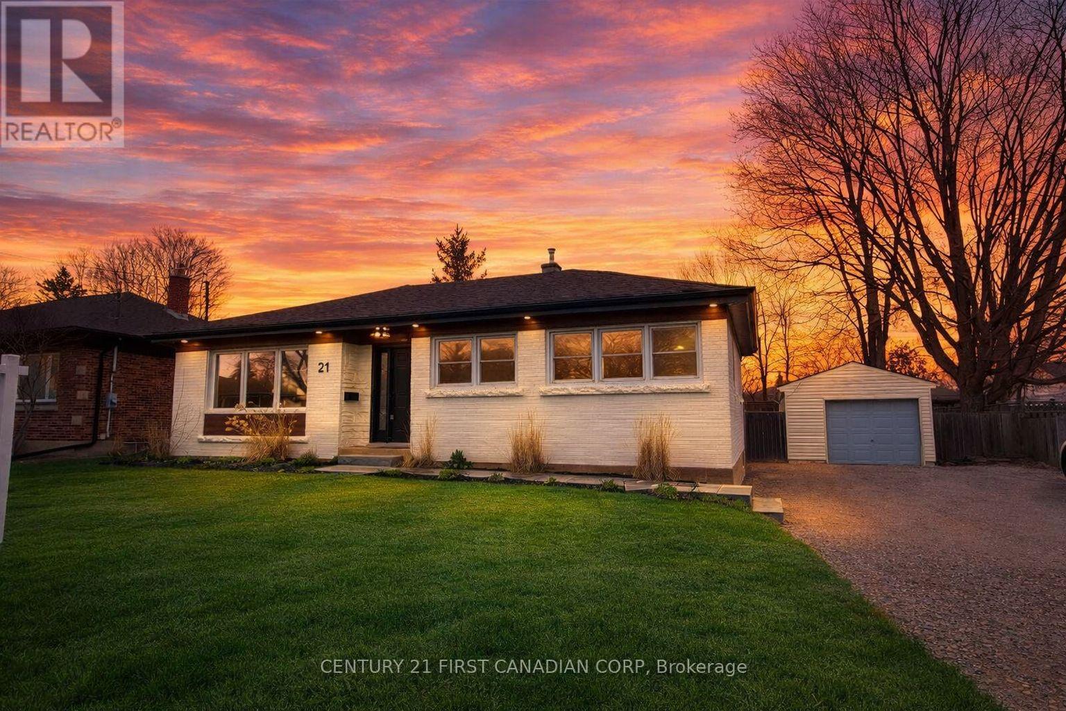 21 BEVERLY ROAD, Brantford, Ontario