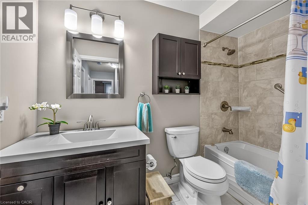 143 Cranbrook Drive, Hamilton, Ontario  L9C 4S5 - Photo 32 - 40815687