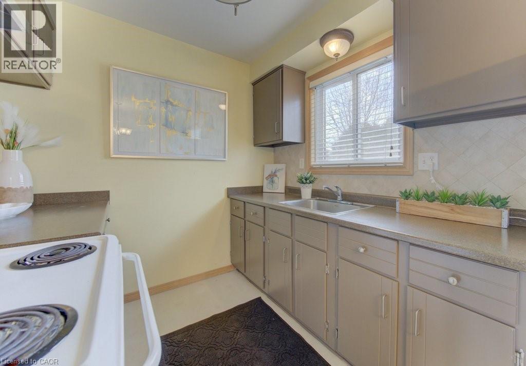 53 Winter Avenue, Cambridge, Ontario  N1R 5Z7 - Photo 12 - 40816058