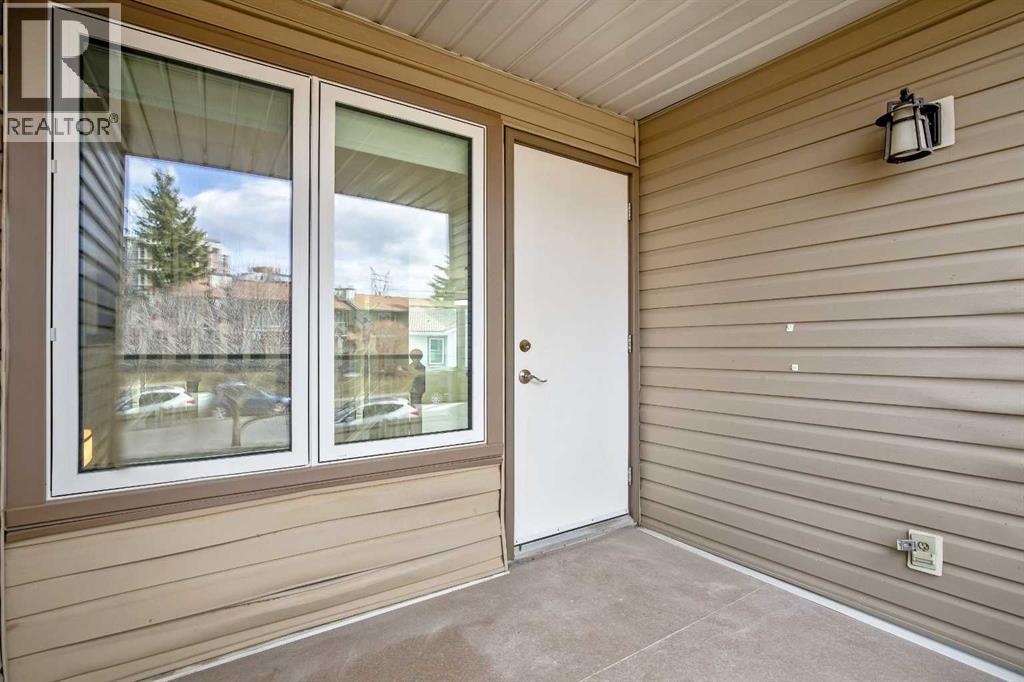 103 Coachway Lane SW, Calgary, Alberta  T3H 2V9 - Photo 15 - A2290563