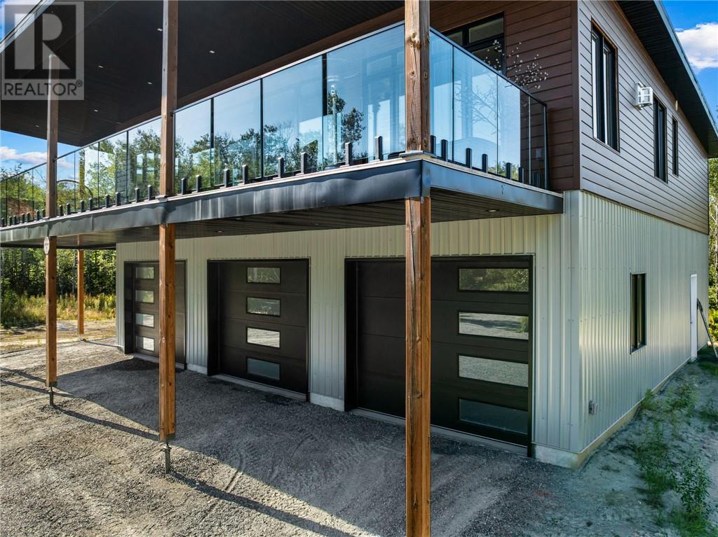 1836 Yorkshire Drive, Val Caron, Ontario  P3N 1R9 - Photo 57 - 2127266