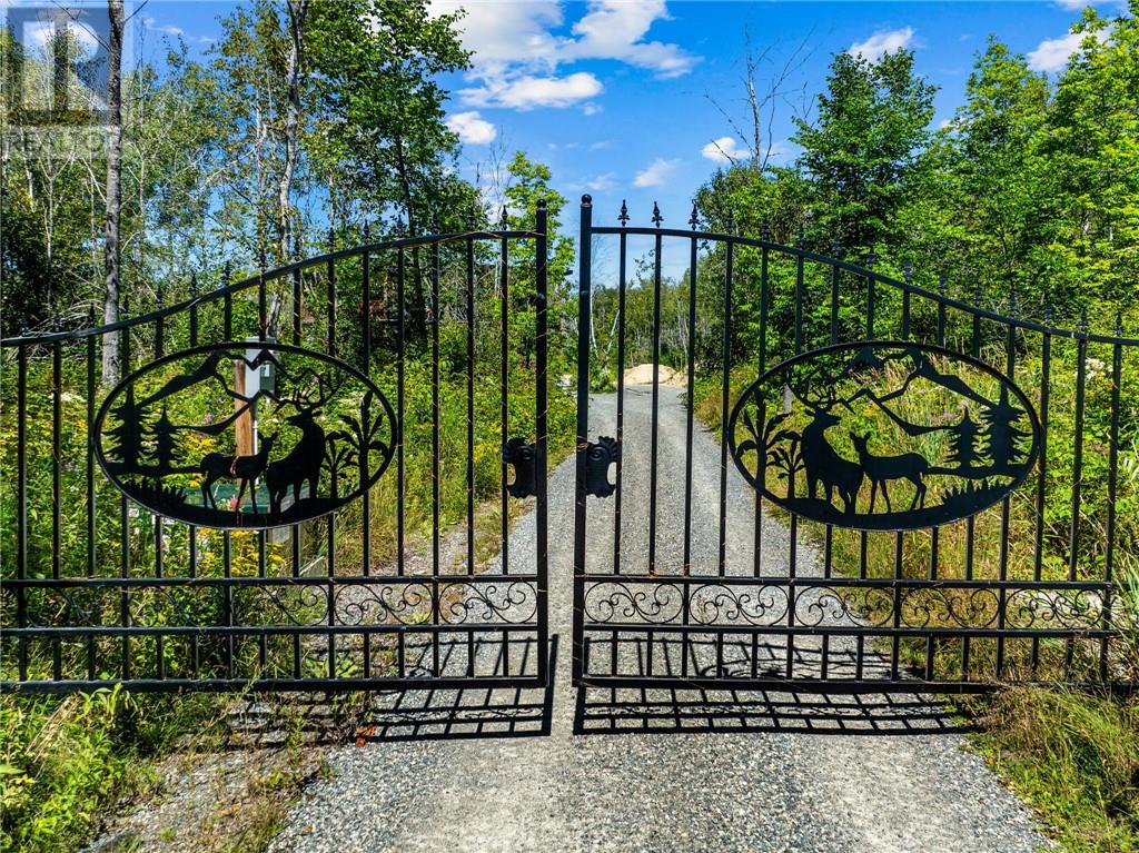 1836 Yorkshire Drive, Val Caron, Ontario  P3N 1R9 - Photo 7 - 2127266