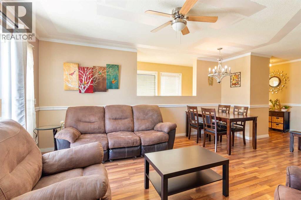 302, 605 19 Street SE, High River, Alberta  T1V 2B8 - Photo 3 - A2290913