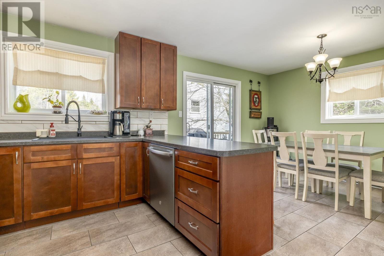 25 Lester Drive, Lawrencetown, Nova Scotia  B2Z 1C9 - Photo 13 - 202608247