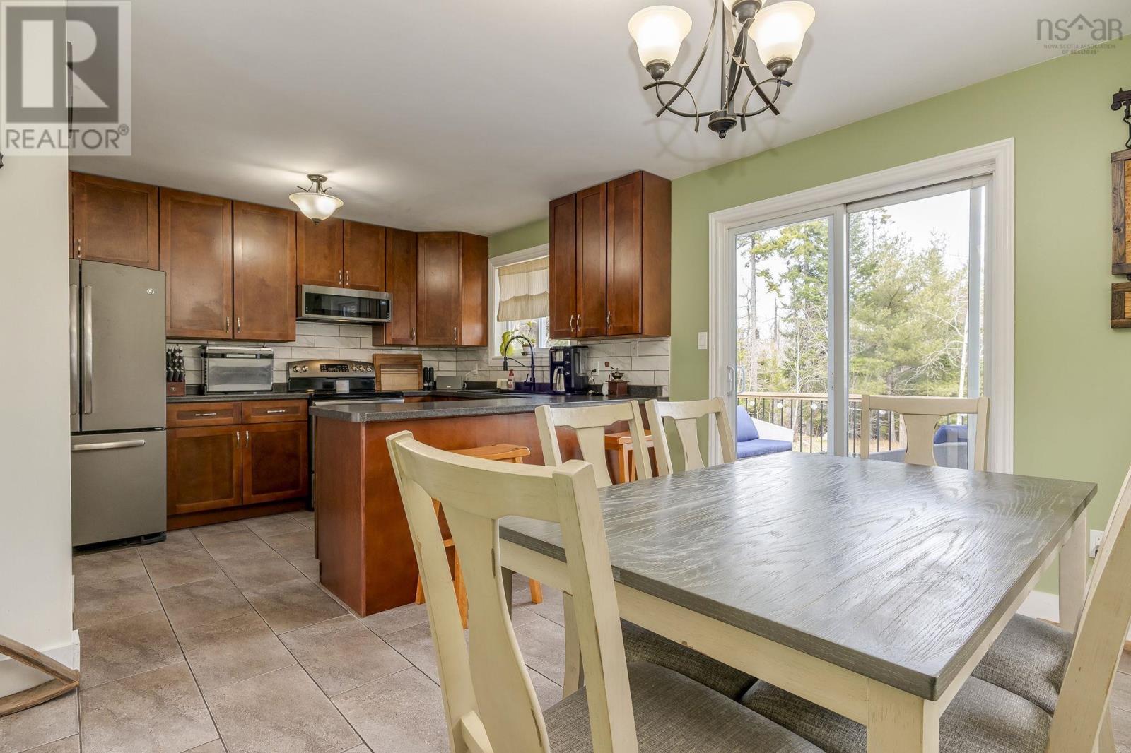 25 Lester Drive, Lawrencetown, Nova Scotia  B2Z 1C9 - Photo 11 - 202608247