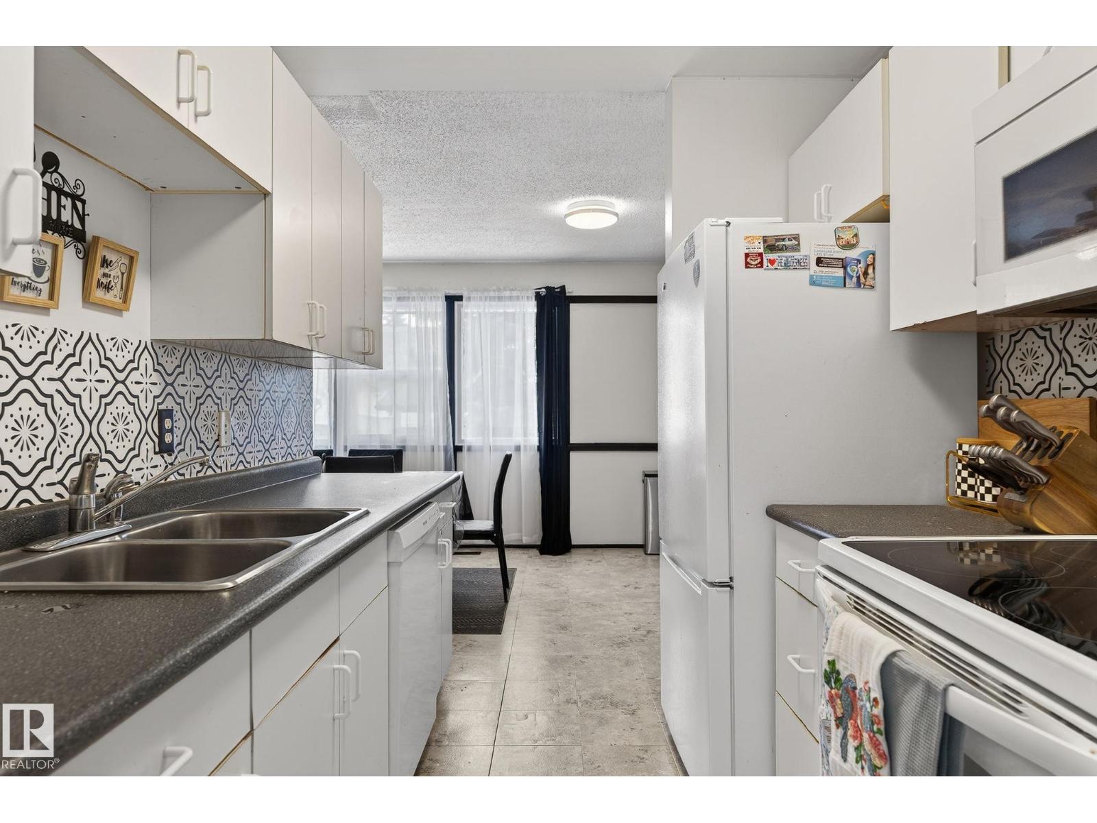 105 Village On The Green Gr Nw, Edmonton, Alberta  T5A 1H2 - Photo 16 - E4483504