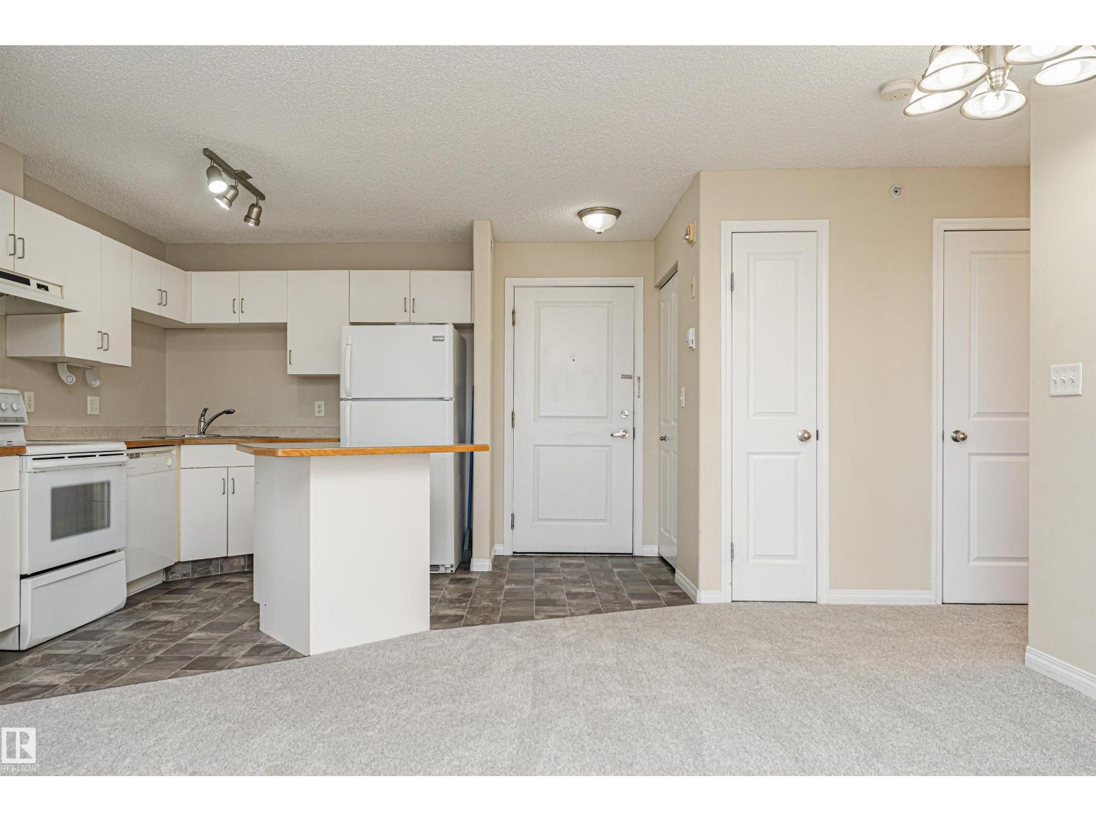 #524 10535 122 St Nw, Edmonton, Alberta  T5N 4B7 - Photo 5 - E4483505