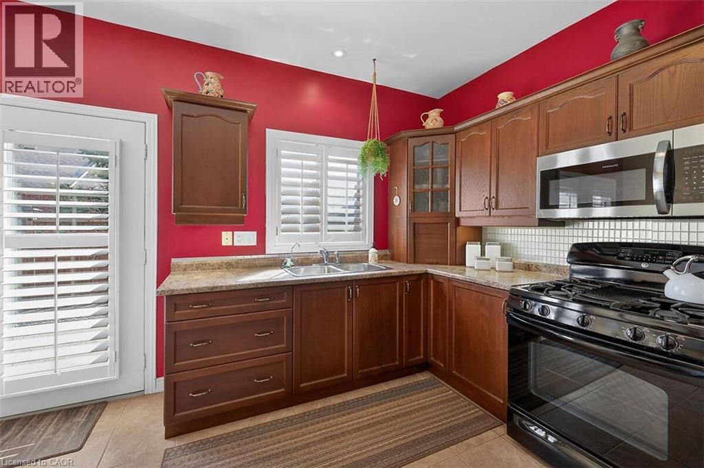 48 Hallmark Trail, Hamilton, Ontario  L9B 0B8 - Photo 20 - 40818729